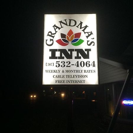Grandmas Inn Торрінгтон Екстер'єр фото